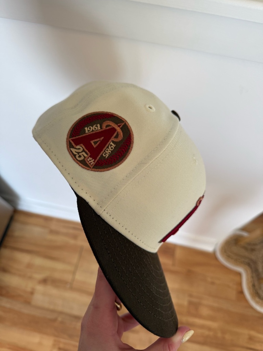 Los Angeles Angels Fitted Hat 7 1/4 - Picture 2 of 4